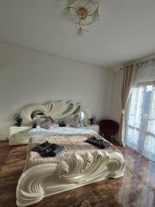 Alisa&Giulia Home
