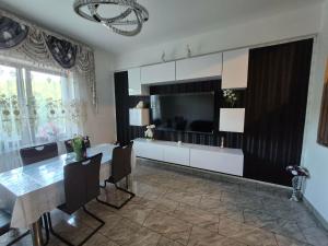 Alisa&Giulia Home
