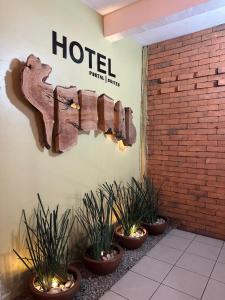Hotel Portal & Suites