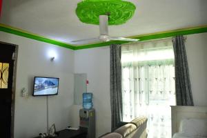 Oceanic Homes