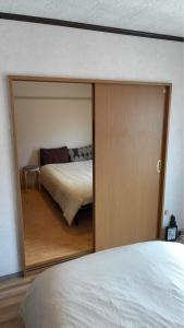 Walking distance to Shinsaibashi apt with two beds