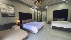Lawson’s Beach Resort