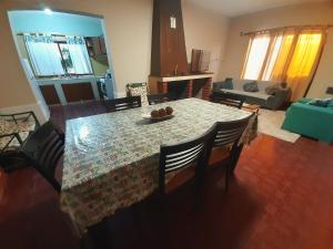 Casa Centrica 2 habitaciones con Cochera SL Cap