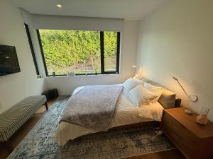 Above It- Ocean Views w Spa Pool - Luxe 3BR
