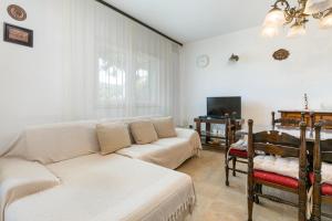 Apartments by the sea Marina, Trogir - 2791