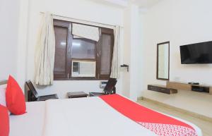 Hotel O New Raj Kamal