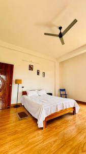 Lakeview HomeStay