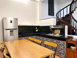 5 bedroom homestay near My Khe beach