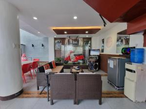 Twin Sister House Tagaytay Private Pool