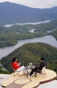 Tà Đùng Resort view hồ