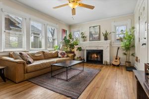 Bright & Modern Denver Home Quick Drive to Downtown