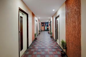 Super Collection O Lokmanya Nagar Metro Station Formerly Hotel Siddhivinayak