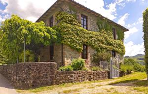 Lovely Home In Villa Collemandina