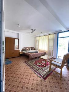 Abhi house Naddi