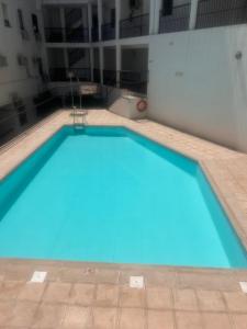 Apto residencial piscina centro-Parking