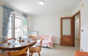 Cozy Apartment In Varese Ligure With Wifi