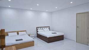Hostel Nha Tia Near Beach Grandworld Phu Quoc