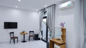 Hostel Nha Tia Near Beach Grandworld Phu Quoc