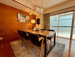 Atami 10 min walk to town and the ocean Spacious yard