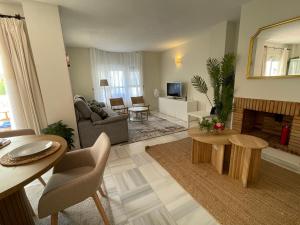 Golf & Pool Oasis near Puerto Banús