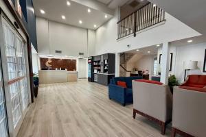 Comfort Inn & Suites Sturbridge-Brimfield