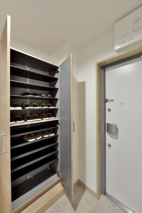 Room 501 Japanese Tatami 3LDK 75sqm Near Namba Family Friendly Stay