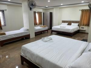 SSR PARADISE ROOMs