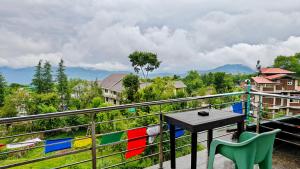 StayLa Bir - By The Hostel Stories