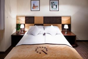 One-Bedroom Apartment room in Boutique Hotel's Bytom