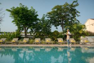 The Aviary Hotel