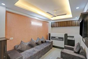 Hotel O Swarnim Residency
