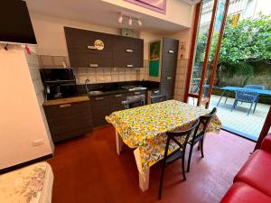 Lemon Home garden parking - Renovated 2026