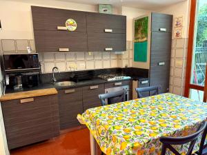 Lemon Home garden parking - Renovated 2026