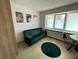 Т&J Emerald Studio