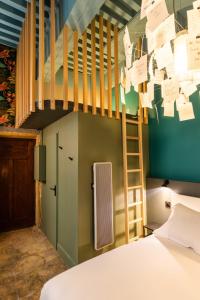 Charming studio in the heart of the 1st arrondissement authenticity and