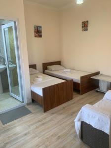 LouNik stay hotel and rooms