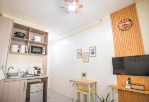 Modern Studio Living at Urban Deca Towers Cubao