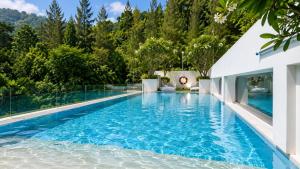 Suite Blue Horizon 2BR Sea View Fantasea Kamala