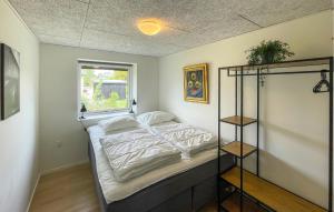 Nice Home In Strøby With Wifi