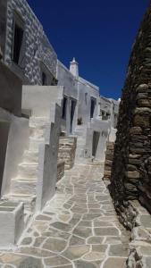 Athina Exquisite Houses Sifnos Greece