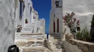 Athina Exquisite Houses Sifnos Greece