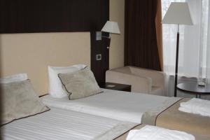 Classic Twin Room room in Premier Hotel Dnister