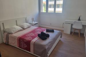 Big renovated flat with balcony 10 min out
