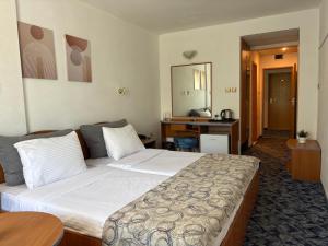 Kamchia Park Hotel -Inclusive with Free Parking