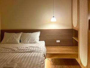 Comfortable Luxury 2-Bedroom Apartment Near National Convention Center Hanoi Vietnam Area