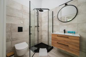 Miodowa Royal Old Town Apartment by BookingHost