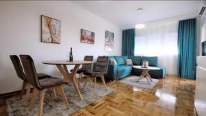 Apartment Aleksa with garage space!