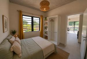 Domaine de Palmyre Wildlife, Mountains & Tranquility