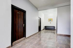 Hotel O 4 Square Residency