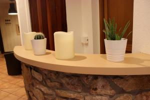 Hotels A la Maison Rouge Hotel & Restaurant : photos des chambres
